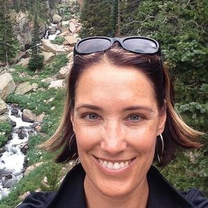 Meet your Posher, Renee